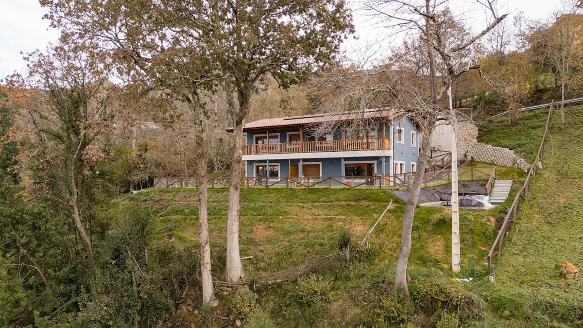 Apartamentos Montes Vindios Onís Eksteriør bilde